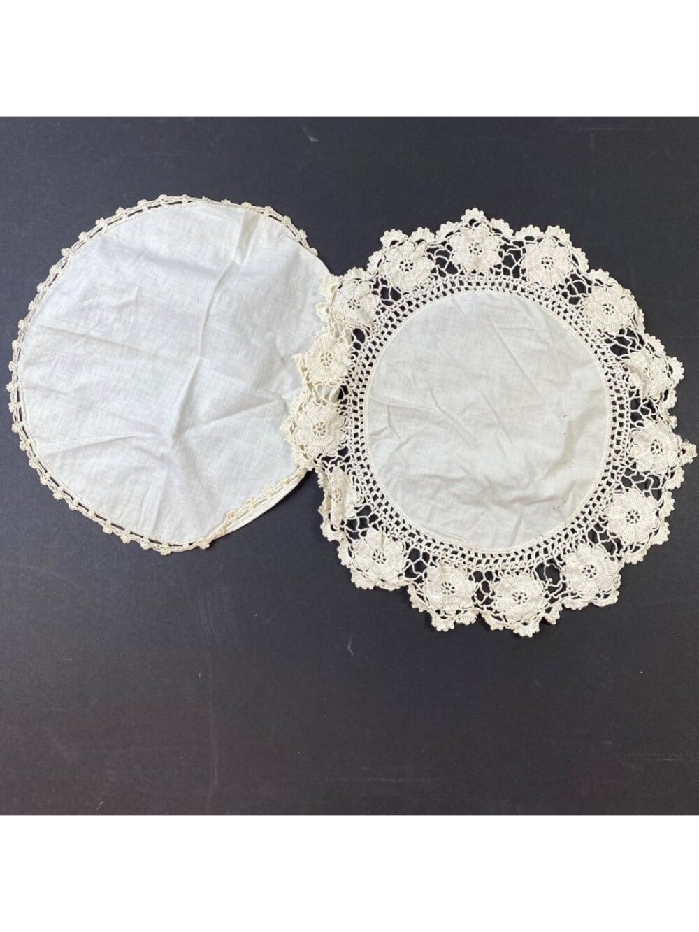 Set of 2 Vintage Handmade Lace Trim Round Decorative Floral Linen Doilies